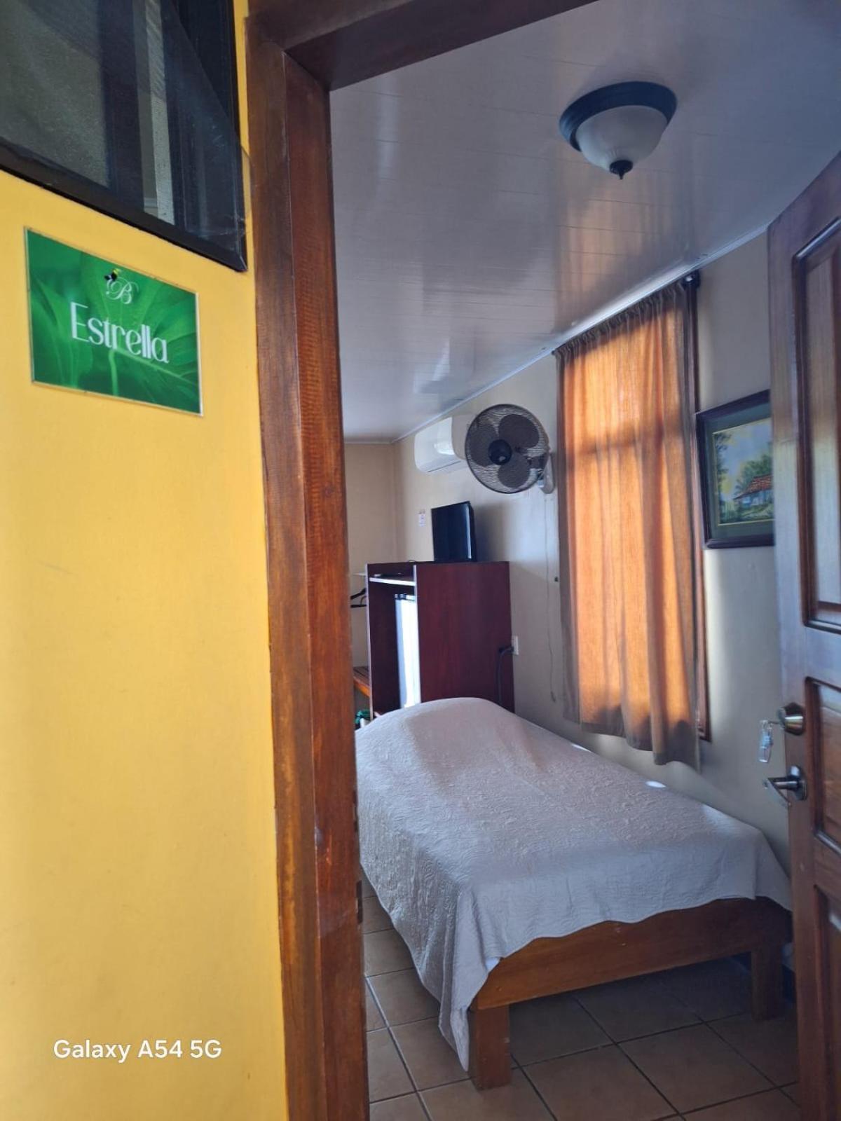 Iris Arenal Hotel La Fortuna Esterno foto