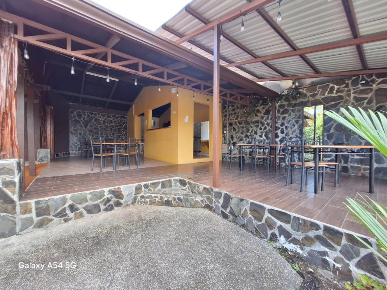 Iris Arenal Hotel La Fortuna Esterno foto