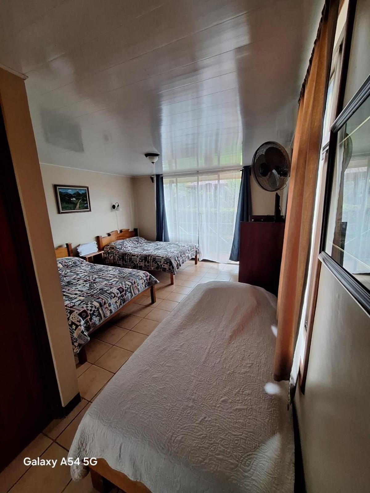 Iris Arenal Hotel La Fortuna Esterno foto